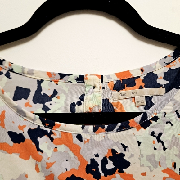 GAP Blouse - Multicolor- Size XS - Picture 2 of 5
